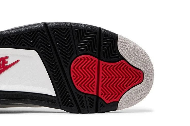 Air Jordan 4 Retro OG "White Cement" (2025) – FV5029-100